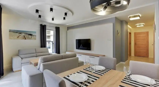 Апартаменты с 2 комнатами с балконом Apartinfo Chmielna Park Apartments