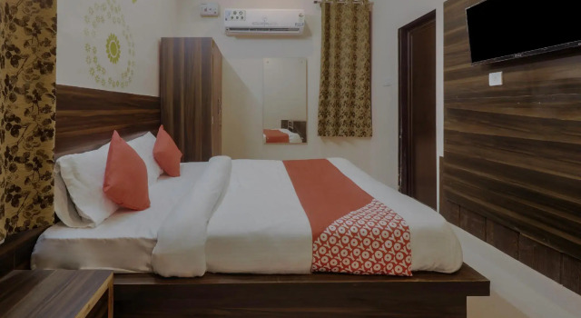 OYO 28339 Hotel Rama, Забронировать Отель Отели штата Раджастхана с парковкой, Парковка