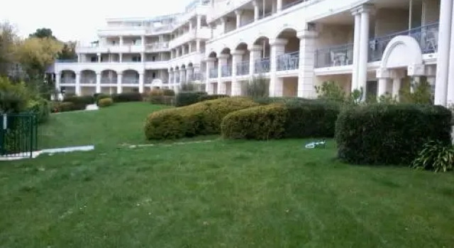 Goélia - Résidence Royal Park, Забронировать Отель Ла-Боль La Baule Bay, рядом с Казино Порнише