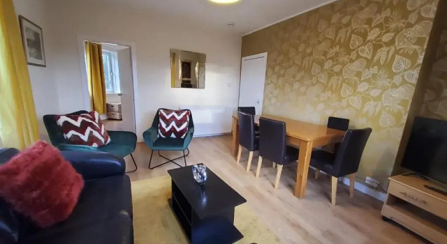 Sensational Stay Serviced Accommodation Aberdeen 4 Bedroom Apt - Bedford Avenue