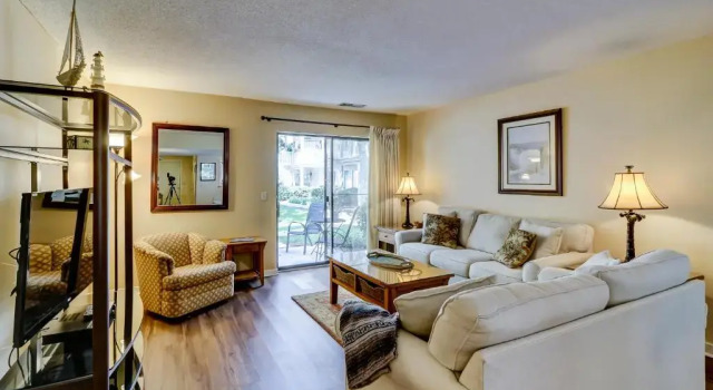 82 Courtside 2 BR Forest Beach Condo