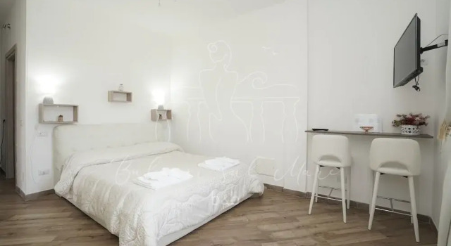 Room in B&B - B&B Balconi Sul Mare Deluxe Room With Hydromassage "madonna Dell'altomare"