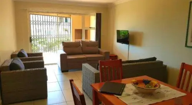 73 The Shades, 23 Weaver Crescent