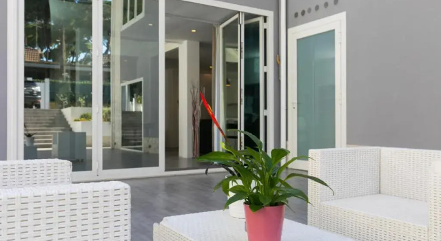 Студия Niclas Luxury Apartments