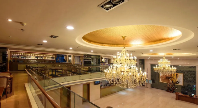 Fubang Hotel, Rezerwuj Hotel Hotele w Shenzhen z parkingiem, Parking