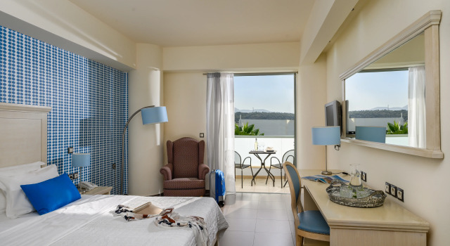 Angela Suites Boutique Hotel