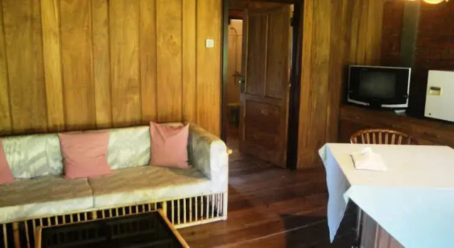 Gardenia Country Inn, Buchen Sie Hotel Tomohon 