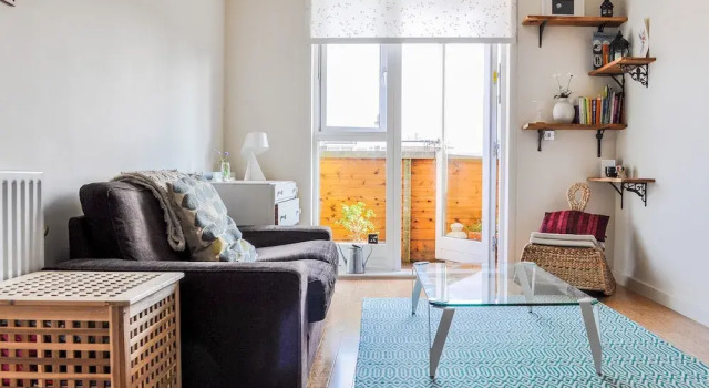 Spacious 1 Bed Flat in Islington, Забронировать Отель Отели Англии 3 звезды, 3*