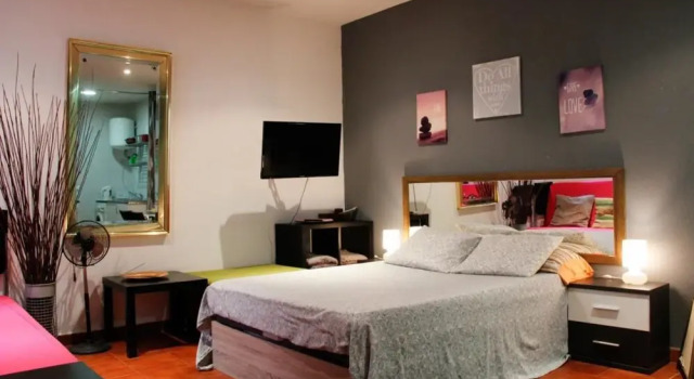 Studio in Madrid, With Wifi - 72 km From the Slopes, Забронировать Отель Мадрид Провинция Мадрид, рядом с Дом-музей Лопе де Вега