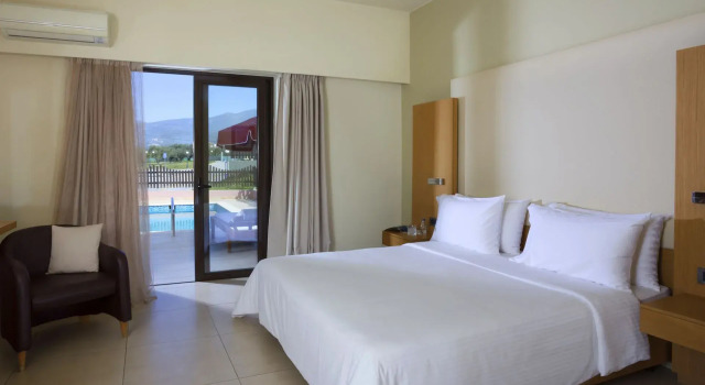 Двухместный номер Superior с собственным бассейном Elite City Resort