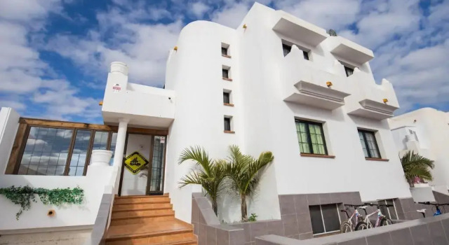 Surf Riders Fuerteventura - Adults Only