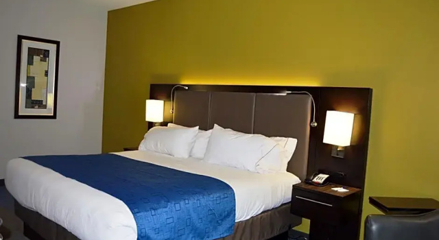 Двухместный номер Standard Holiday Inn Express El Reno by IHG