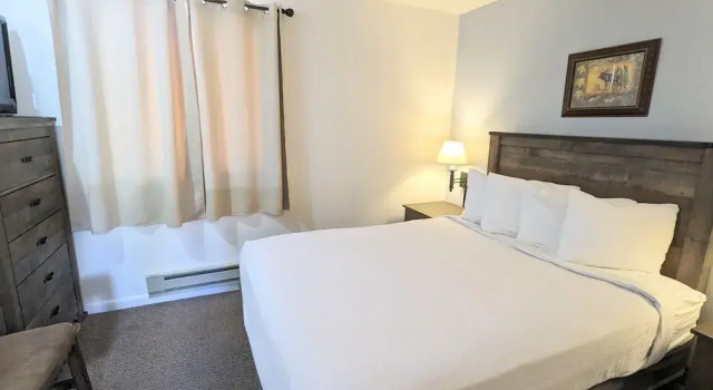 Люкс c 1 комнатой с видом на озеро Western Riviera Lakeside Lodging