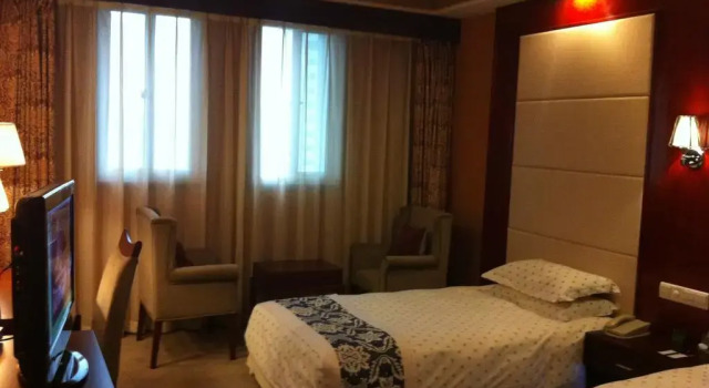 Crown Plaza Hangzhou, Забронировать Отель Отели Цзянган с парковкой, Парковка