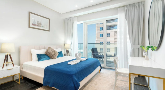 Whitesage - Fendi Apartment With Full Palm Jumeirah View, Забронировать Апартаменты/квартира Апартаменты Эмирата Дубая, рядом с Международный яхт-клуб Дубая, Апартаменты/квартира
