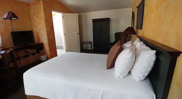 Номер Standard c 1 комнатой с видом на внутренний двор Hotel Ciudad Vieja