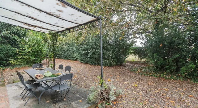 Detached Villa In Historic Home, Nestled In The Quiet Countryside (No Front Desk), Book Villa Stagno Lombardo Lombardiet