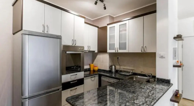 Modern Living Apts - Botanica