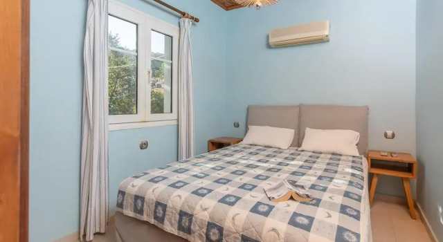 Limani Walk to Beach Sea Views A C Car Not Required - 303