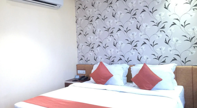 Regenta Inn Larica