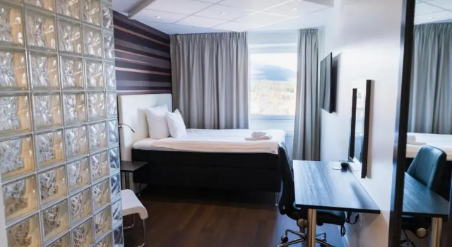 Grand Hotel Lapland, Rezerwuj Hotel Hotele w Lapland Sweden z basenem, Basen