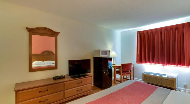 Motel 6-Hinesville, GA, Prenota Motel Hinesville Georgia