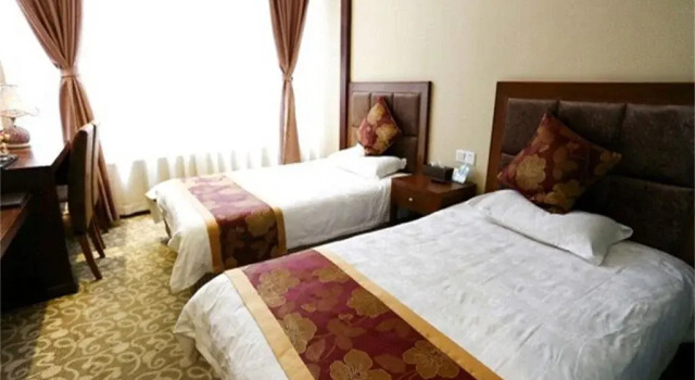 Yanting Zhuoyue Theme Hotel, Reservar Hotel Mianyang Sichuan