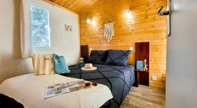 Coastal Cottage Retreat for Two