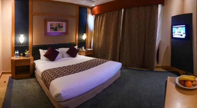 Полулюкс Juffair Grand Hotel