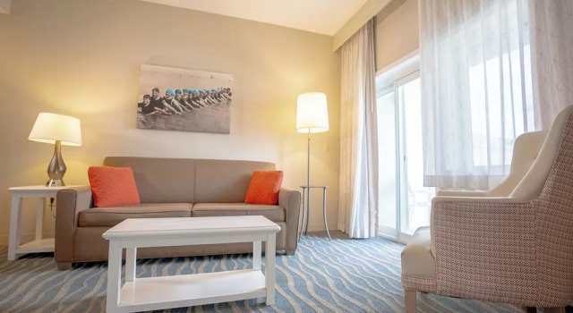 Люкс Cedar Point Hotel Breakers