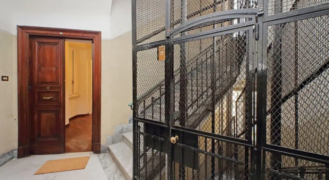 Giuliana Giant Apartment