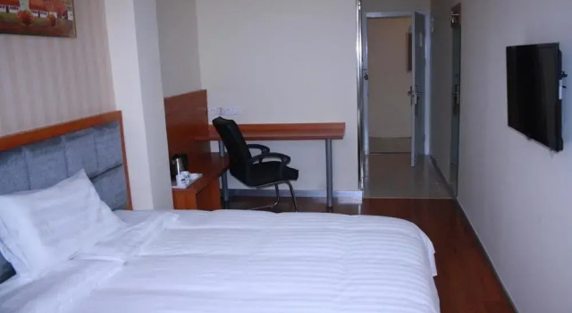 Happy House Clain Hotels Daguanyuan Branch, Book Hotel Hoteller i Beijing Province med parkering, Parkering