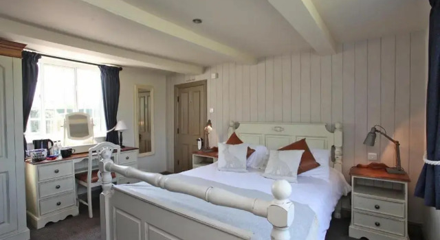 Номер Standard The Falcon Inn