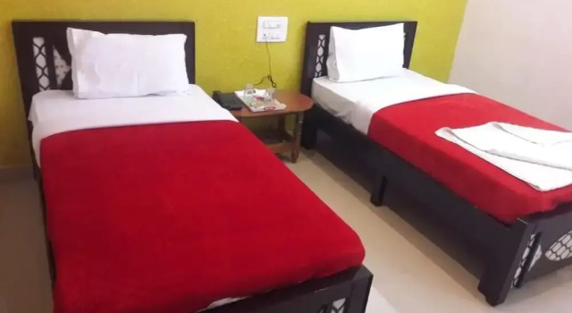 Maruthi Residency, Book Hotel Hoteller i Bangalore med parkering, Parkering
