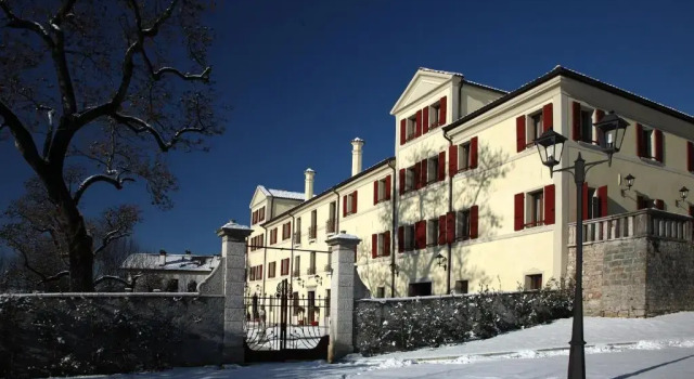 Park Hotel Villa Carpenada, Prenota Villa Belluno Dolomiti
