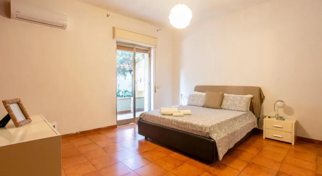 Beautiful Home in Siracusa With Wifi and 3 Bedrooms