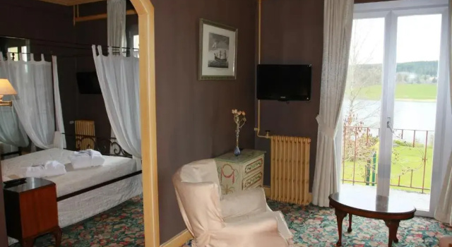 Люкс Hôtel-Restaurant Le Lac