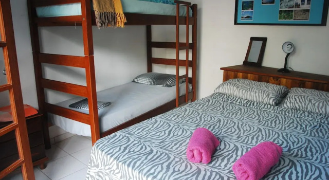 Samblumba Hostel Trindade, Забронировать Хостел Отели штата Рио-де-Жанейро с завтраком, Завтраки