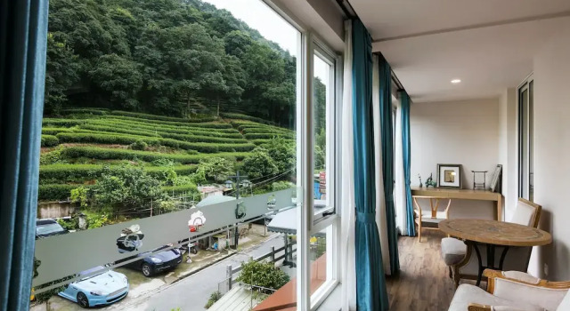 Люкс Deluxe Floral Hotel Hangzhou Yunqi Fanjinglan