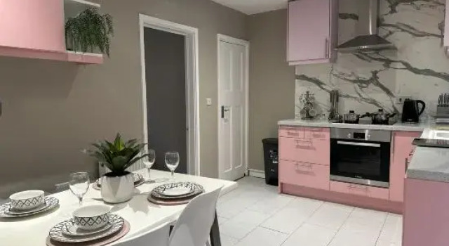 Spacious Central Apartment | Lace Market Sleeps 6