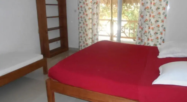 Villa Ny Onja, Réserver Villa Hôtels à Amborovy avec parking, Parking