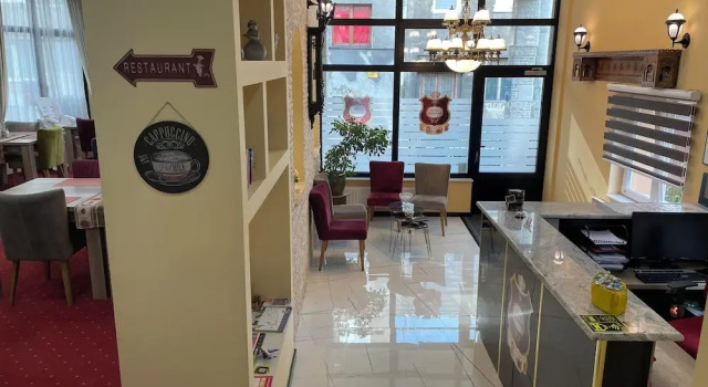 Hotel Nacional Free Parking, Забронировать Отель Отели Сараево 4 звезды, рядом с Gazi Husrev-beg Mosque in Sarajevo, 4*