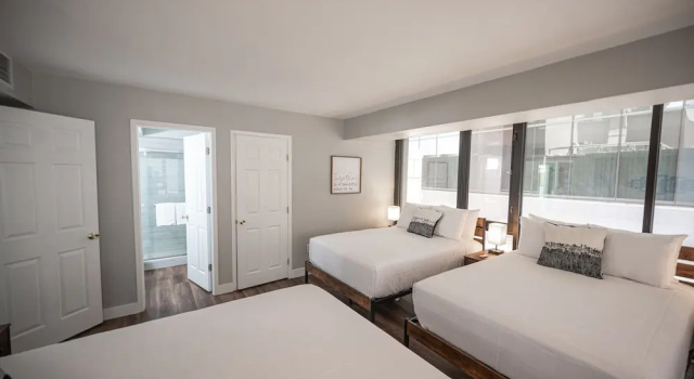 Апартаменты Executive Stay Together Suites | Center Strip PH