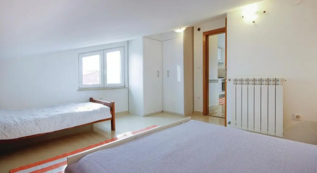 Beautiful Home in Medulin With Wifi and 2 Bedrooms, Reserva ahora Hotel Hoteles en Pula con aparcamiento, Aparcamiento