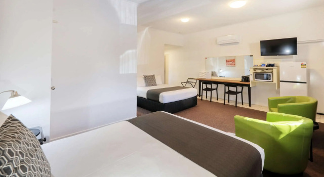 Четырёхместный номер Deluxe Caboolture Gateway Motel