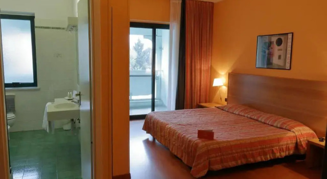 Camera tripla Comfort Hotel Romanisio