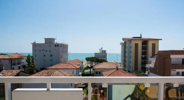 Семейный номер Standard с видом на море Hotel Touring