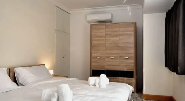 2 Bedroom Central Spacious With Sea Views, Réserver Appartement Hôtels à Msida avec parking, Parking