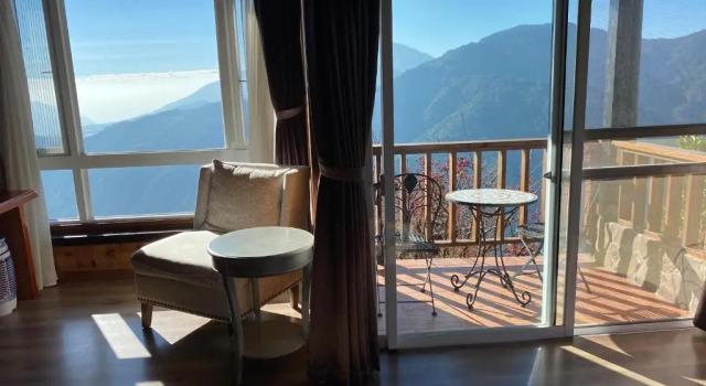 Standard dublă cameră cu vedere la munte Top Cloud Villa