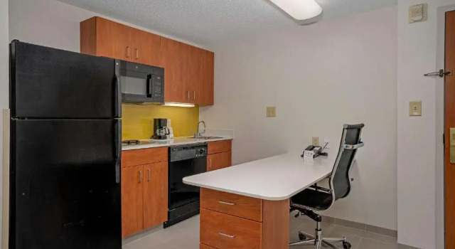 Люкс Standard MainStay Suites Wilmington - University Area
